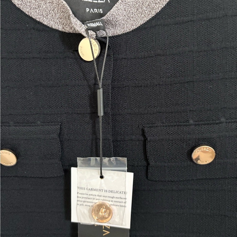 Elegant Black Blazer with Gray Trim and Gold Buttons - Picture 2 of 4